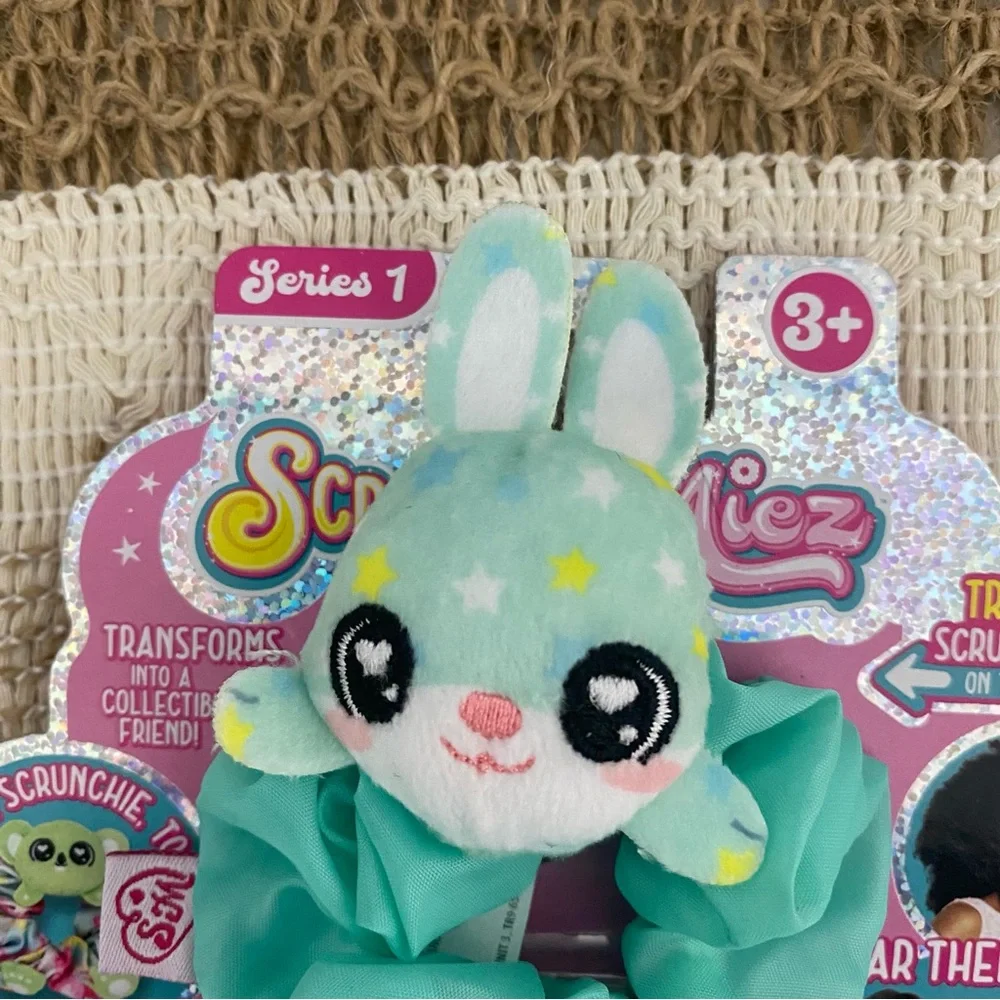 ScrunchMiez Series 1 Girl’s Collectible Scrunchies By Moose Toys RARE #37 HOPS